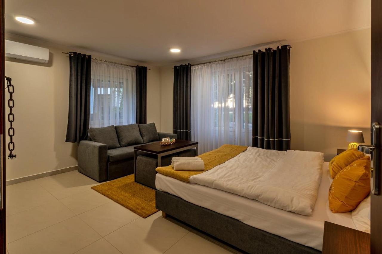 Apartamenty Wakacyjna Wioska Ngo 20M Od Suntago Mszczonów Exterior foto